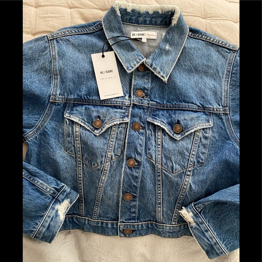 Re/Done “Destroyed” Cropped Denim Jacket!
Worn once..